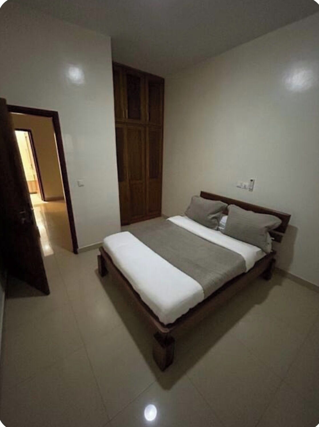 Appartement Confort, vue ville | Chambres insonorisées, fer et planche à repasser, Wi-Fi gratuit