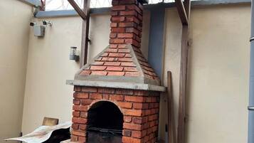 Apartamento Confort, vistas a la ciudad | Jardines del alojamiento