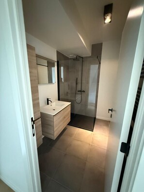 Apartment, Accessible | 1 bedroom - La Petite Foret Stylish City Apartment Ghent (Ghent)