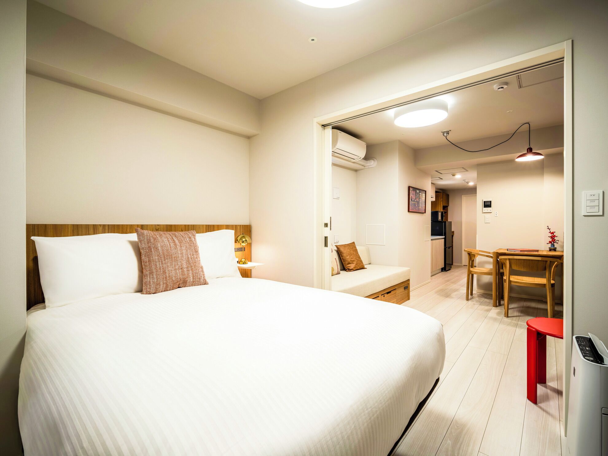 Apartemen Premier, balkon | Tirai kedap cahaya, setrika/meja setrika, dan Wi-Fi gratis