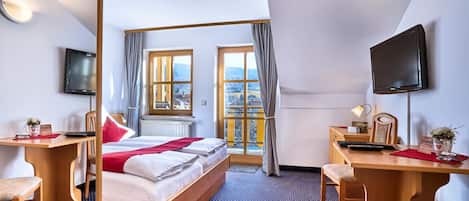 Double Room, Balcony