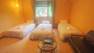 Free WiFi, bed sheets