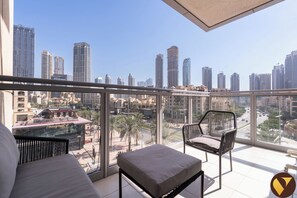 Luxury-Apartment, Balkon, Stadtblick | Blick vom Balkon