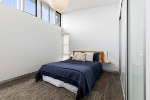 3 bedrooms, bed sheets - Manyana Beach Escape (Manyana)