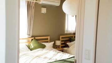 Desk, iron/ironing board, free WiFi, bed sheets