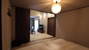 3 bedrooms, free WiFi, bed sheets