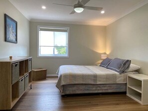 5 多间卧室、床单
