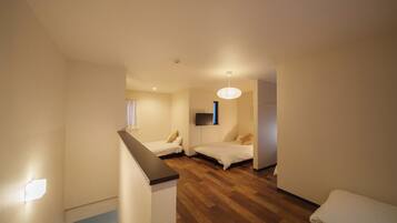 Desk, bed sheets