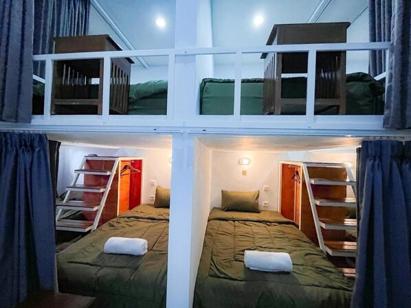 Standard Shared Dormitory | Free WiFi - Isyana's Family Suites Batur View by EPS (Kintamani)