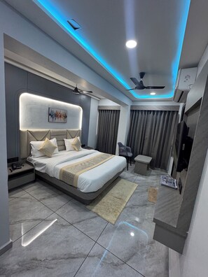 Deluxe Double Room, City View | Laptop workspace, iron/ironing board, free WiFi - Hotel HR Prime (Ahmedabad)