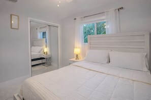 4 soverom, strykejern/-brett, reiseseng for barn og wi-fi (inkludert)