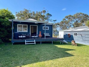 Terrace/patio - Nautilus ~ Coastal classic near the beach! (Bendalong)