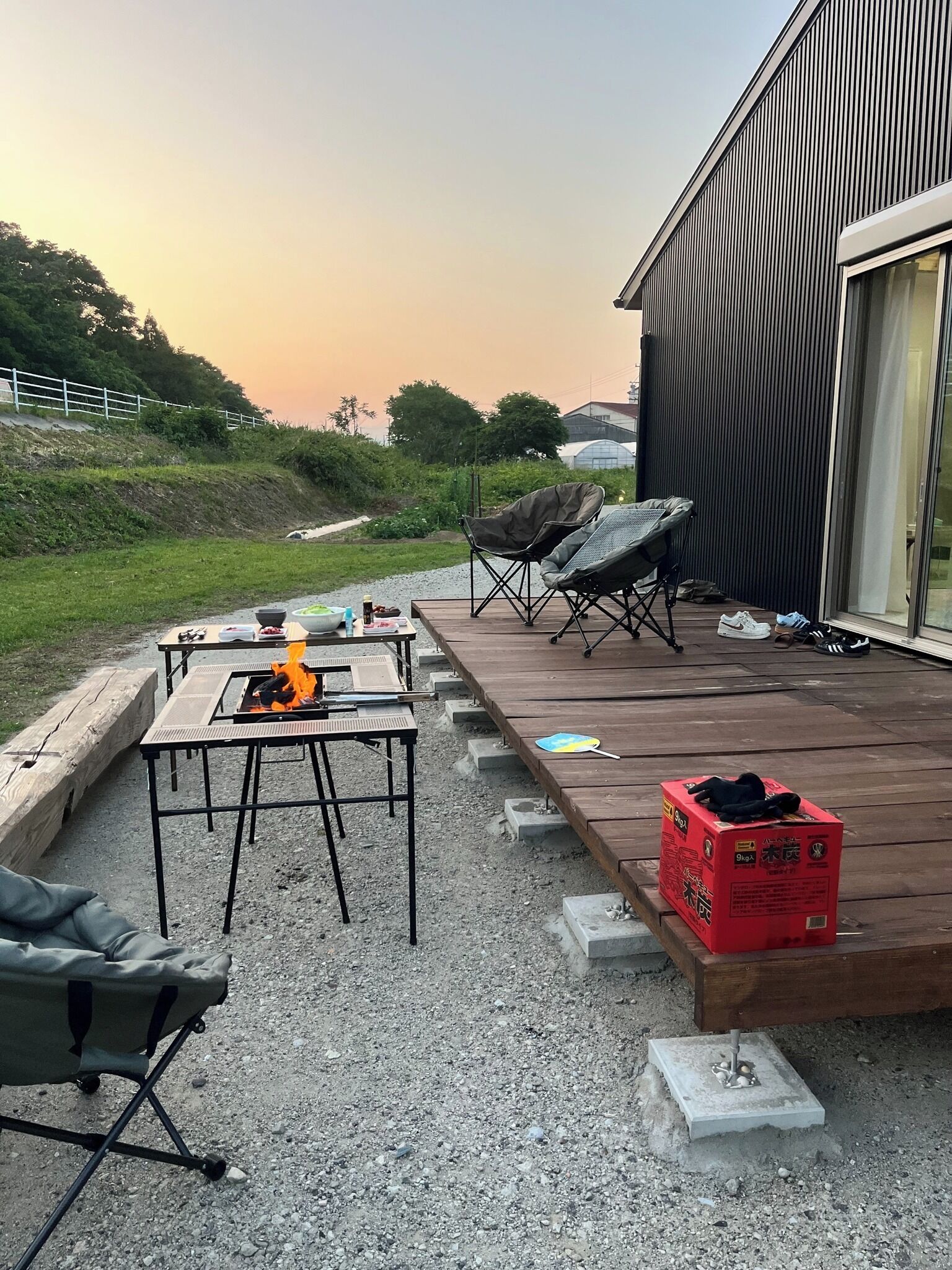 屋外ダイニングエリア