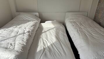 免费 WiFi、床单