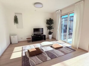 TV - Nonsmoking Newly built private rental  10min / Utsunomiya City Tochigi (Utsunomiya City)