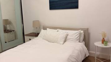 1 bedroom, travel cot, free WiFi, bed sheets
