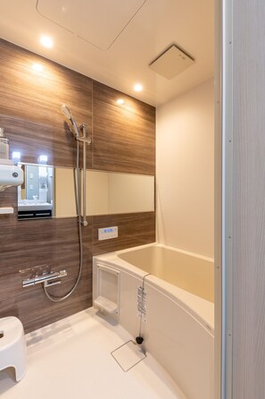 Hair dryer, towels - FLEX CELLA NORTH17 B Maximum 10 3LDK / Higashi Ward, Sapporo Hokkaidō (Higashi Ward, Sapporo)