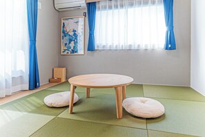 Interior - 8minute walk from Aoto Station  Direct access to / Katsushika Ward Tokyo (Katsushika Ward)