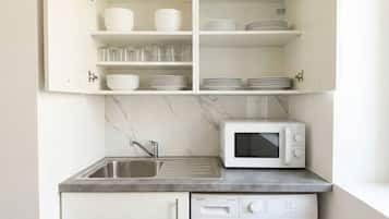 Classic-Apartment | Eigene Küche | Kühlschrank, Ofen, Herdplatte, Wasserkocher