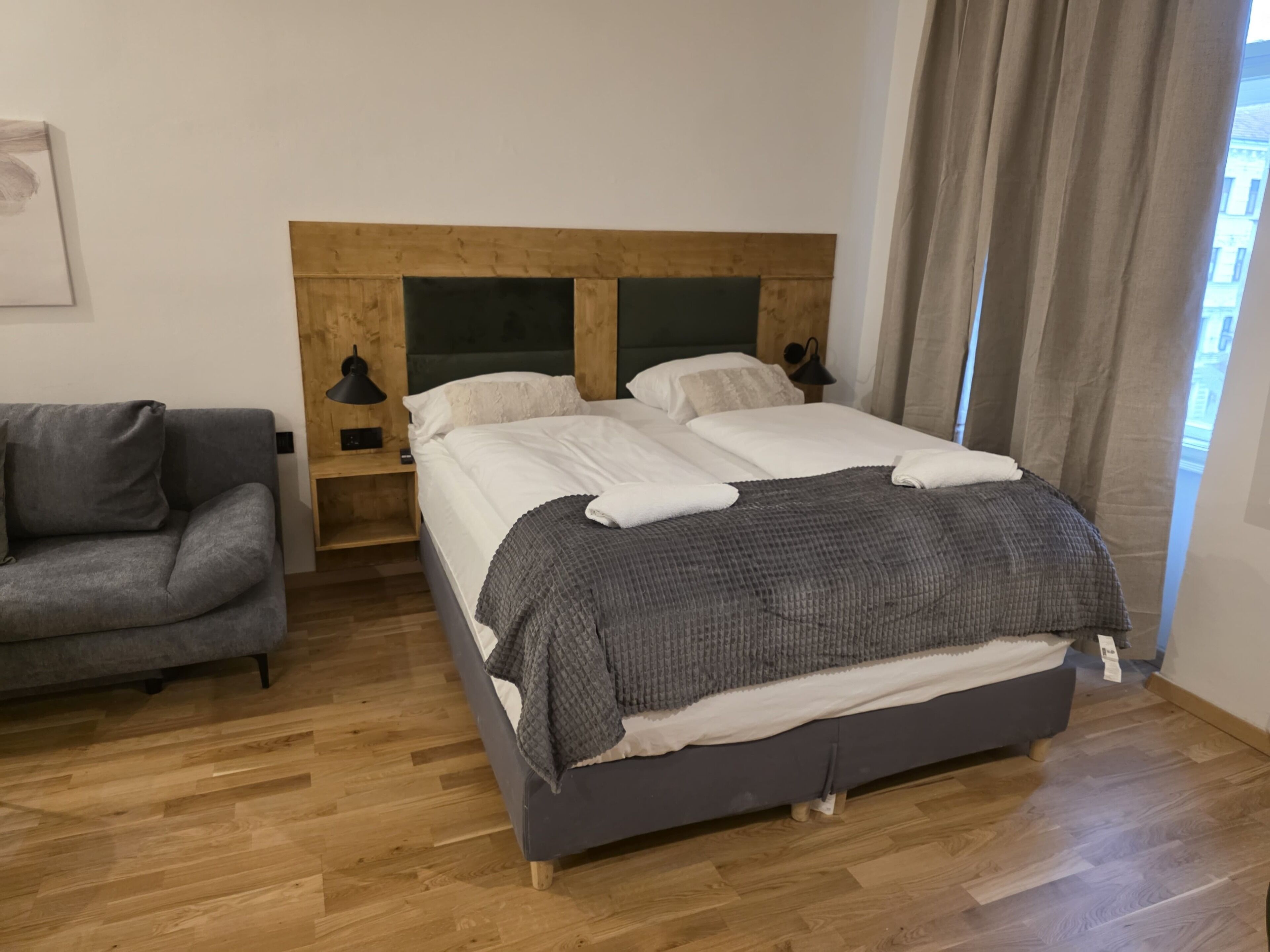 Classic Apartment | Iron/ironing board, free WiFi