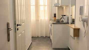 Classic-Apartment | Eigene Küche | Kühlschrank, Ofen, Herdplatte, Wasserkocher