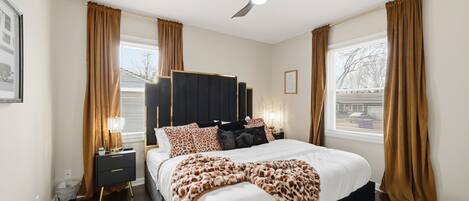 3 Schlafzimmer, Schreibtisch, Bügeleisen/Bügelbrett, kostenloses WLAN