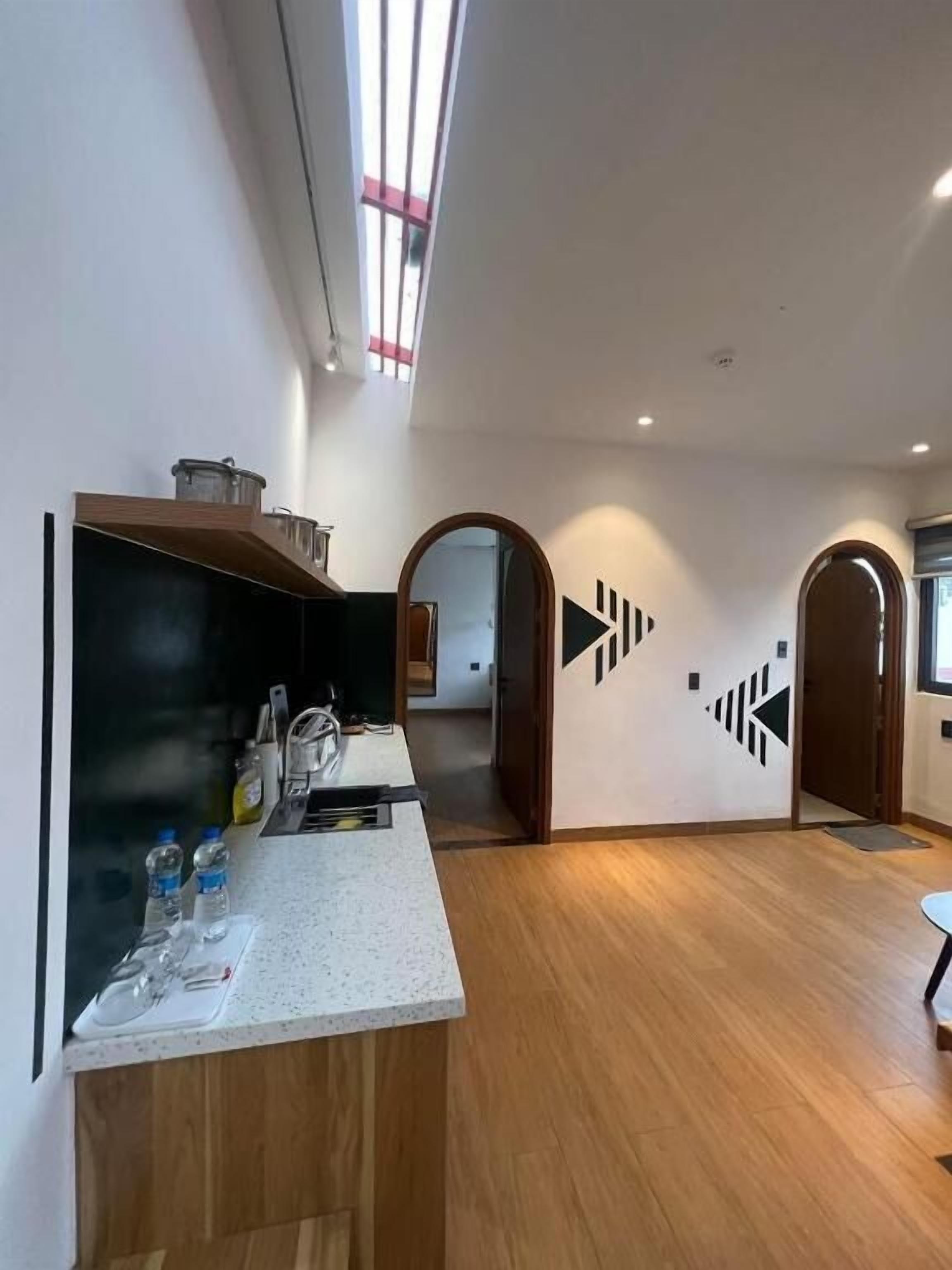 Family Apartment, City View | Private kitchen