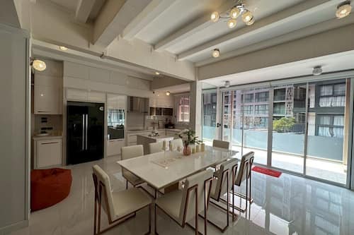 Luxury Villa, Balcony | Private kitchen | Electric kettle, dining table