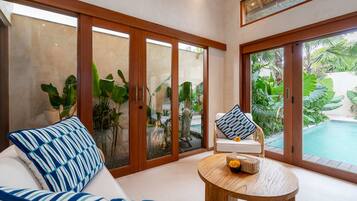 Basic House | Interior