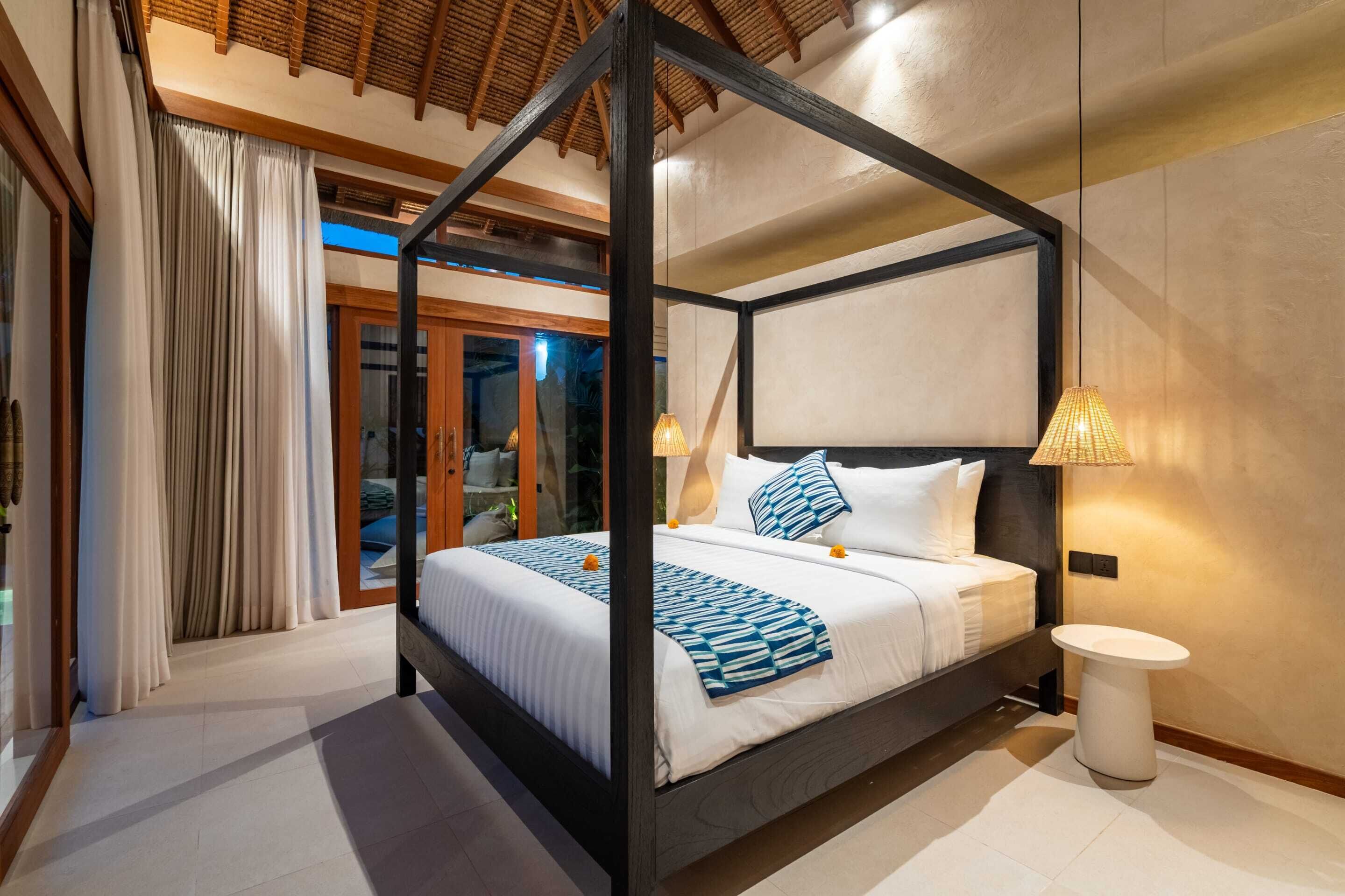 Basic House | 1 bilik tidur, meja, ruang kerja komputer riba, cadar katil 