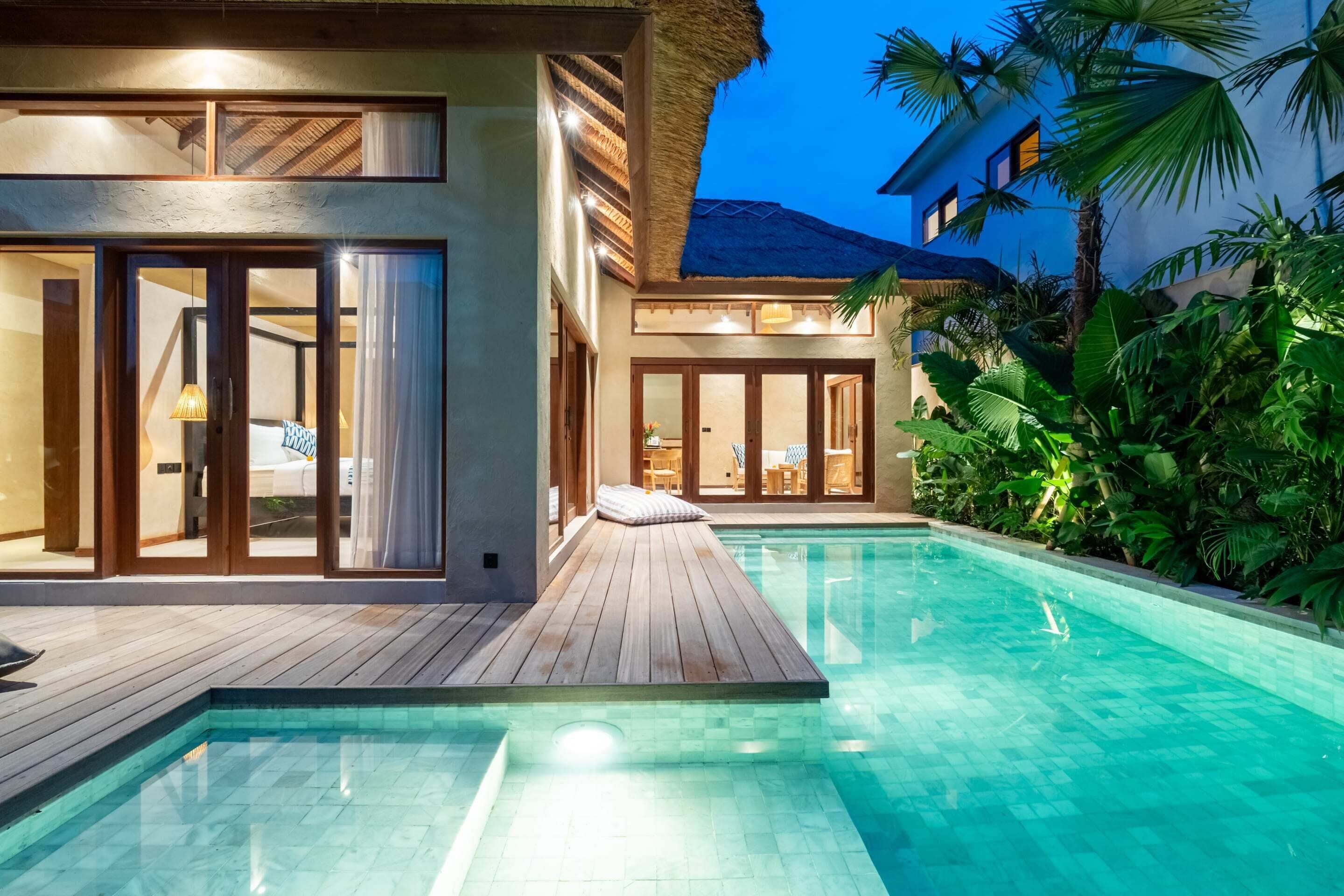 Basic House | Pool | Outdoor pool