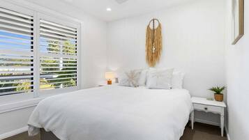 2 bedrooms