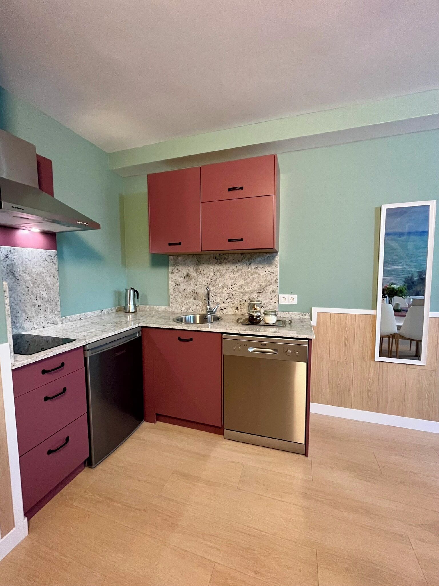 Superior Apartment, 3 Bedrooms | Private kitchen | Mini-fridge, microwave, stovetop, dishwasher
