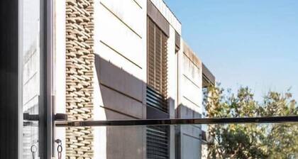 Velvet Drift – your luxe coastal Bondi retreat