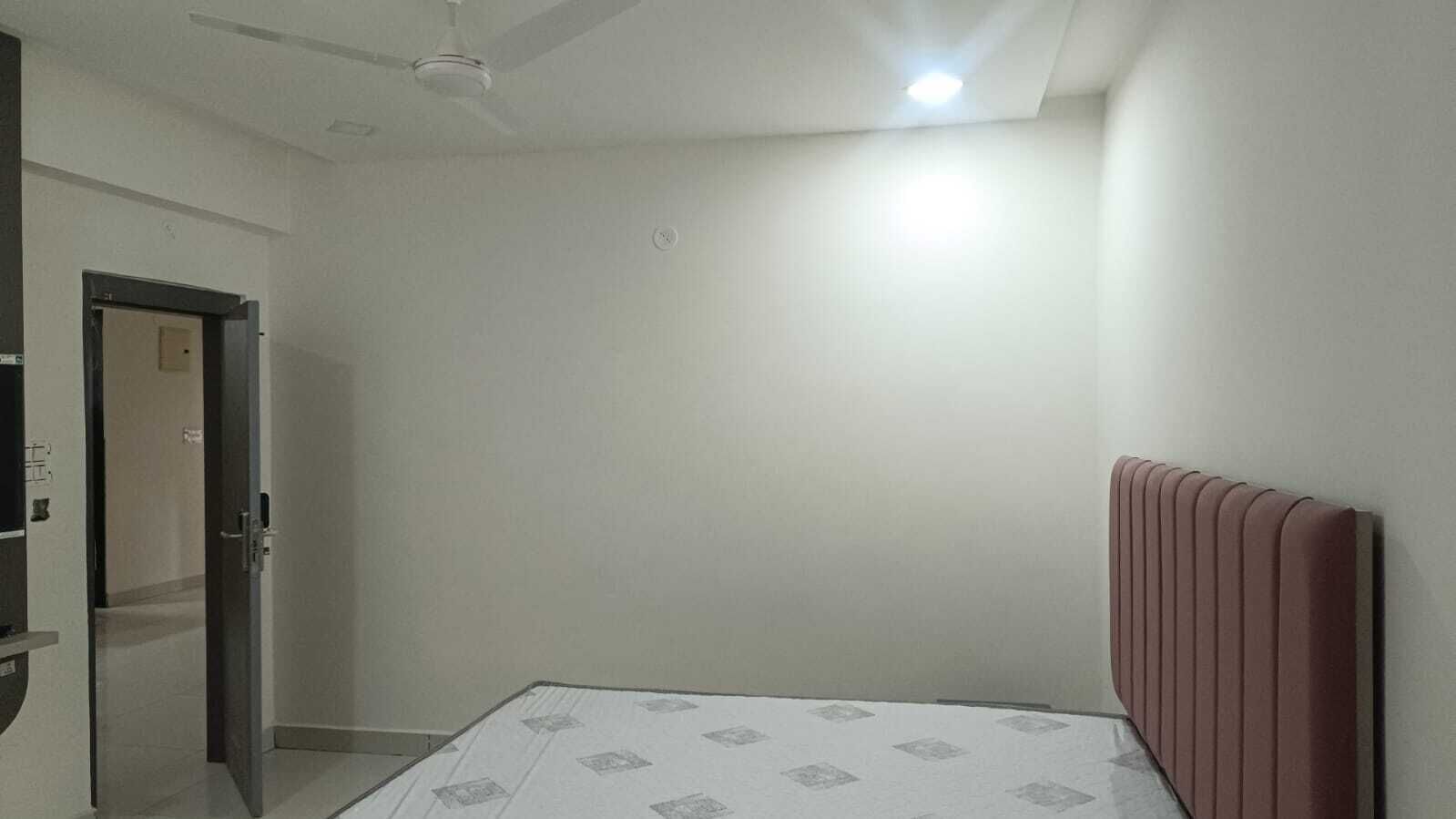 Estudio, balcón | Interior