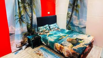 2 bedrooms, iron/ironing board, Internet, bed sheets