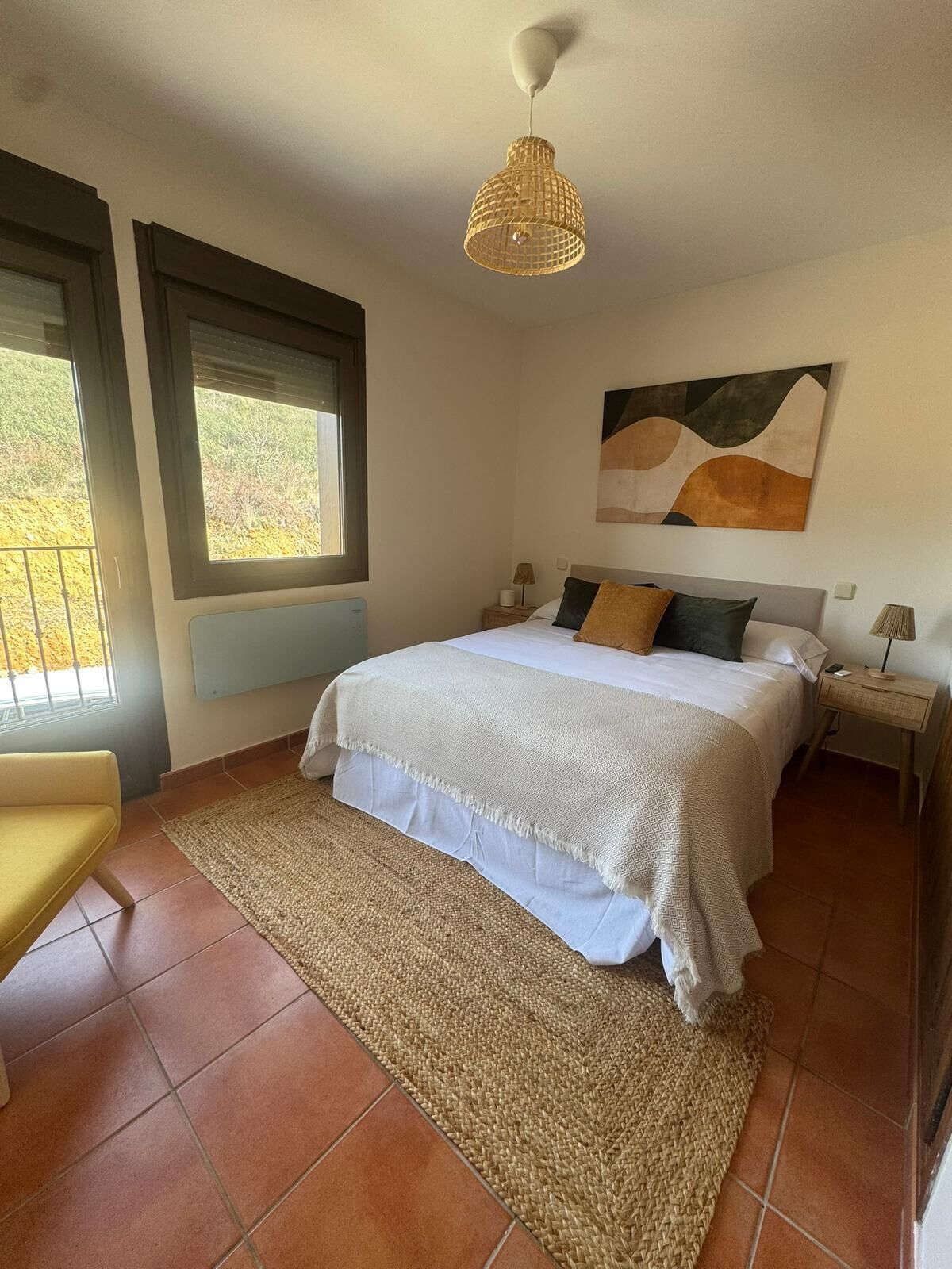 2 chambres, fer et planche à repasser, lit parapluie, Wi-Fi gratuit