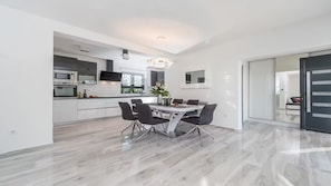 Luxury Villa, Partial Sea View | Dining - Villa Anna (Privlaka)