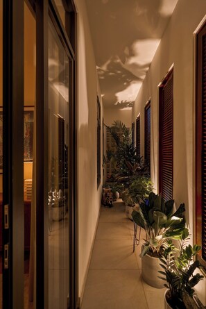 Free minibar, individually decorated, individually furnished, desk - Spring Home Ha Noi (Hanoi)