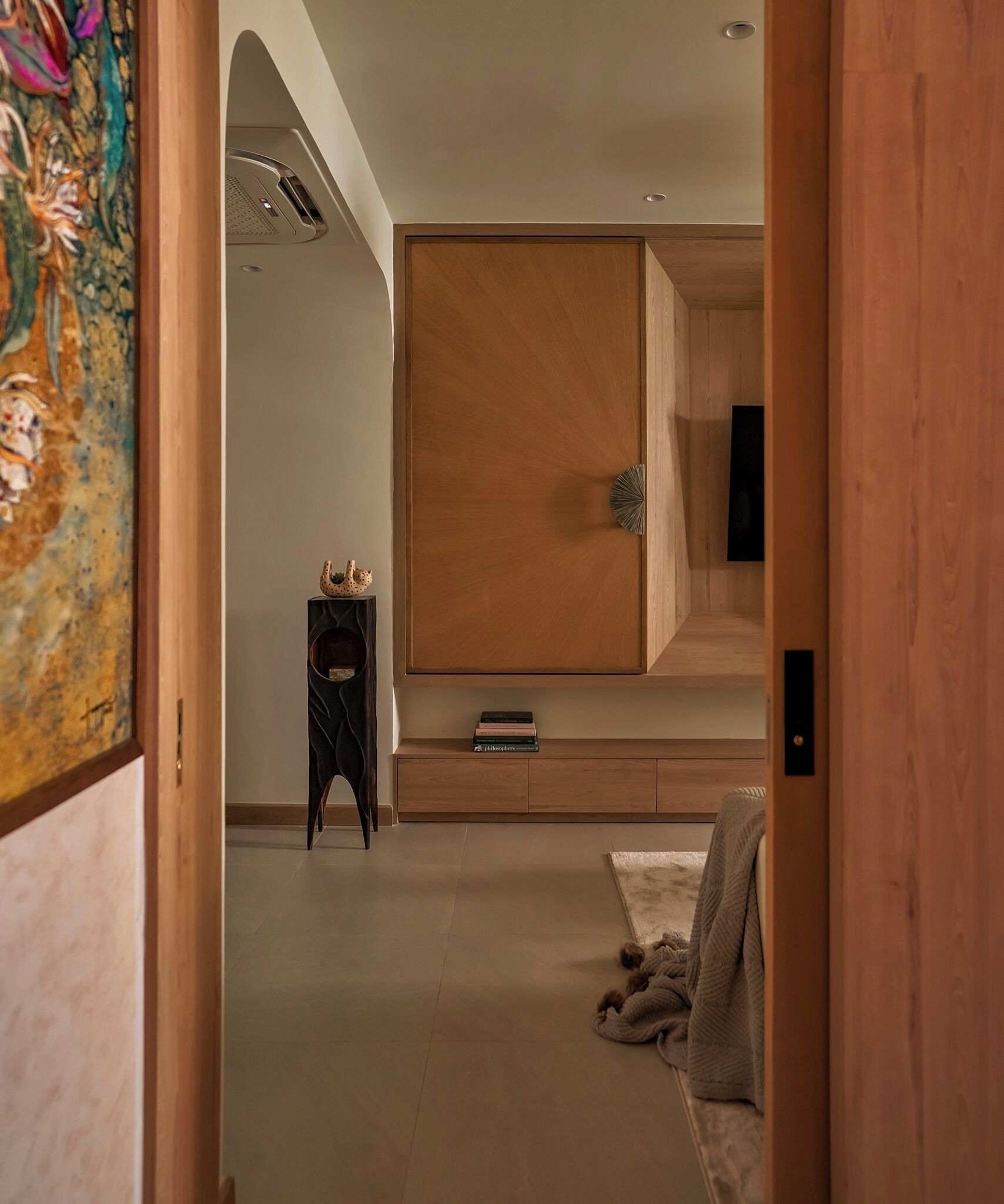 Free minibar, individually decorated, individually furnished, desk