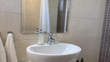 ์ํผ๋ฆฌ์ด ์ค์ํธ | ์์ค | ํค์ด๋๋ผ์ด์ด, ํ์, ๋น๋, ์ดํธ