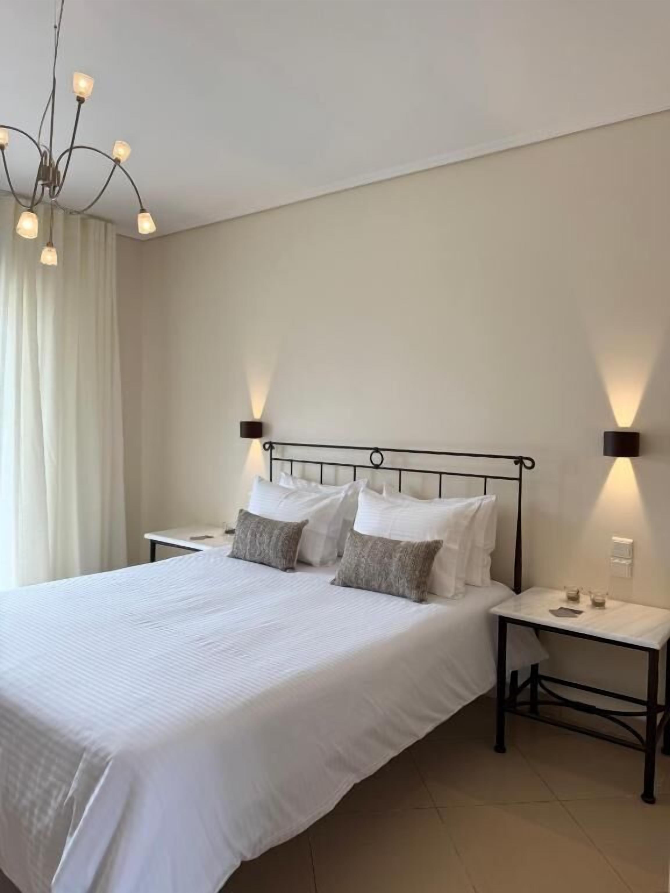 Iron/ironing board, free WiFi