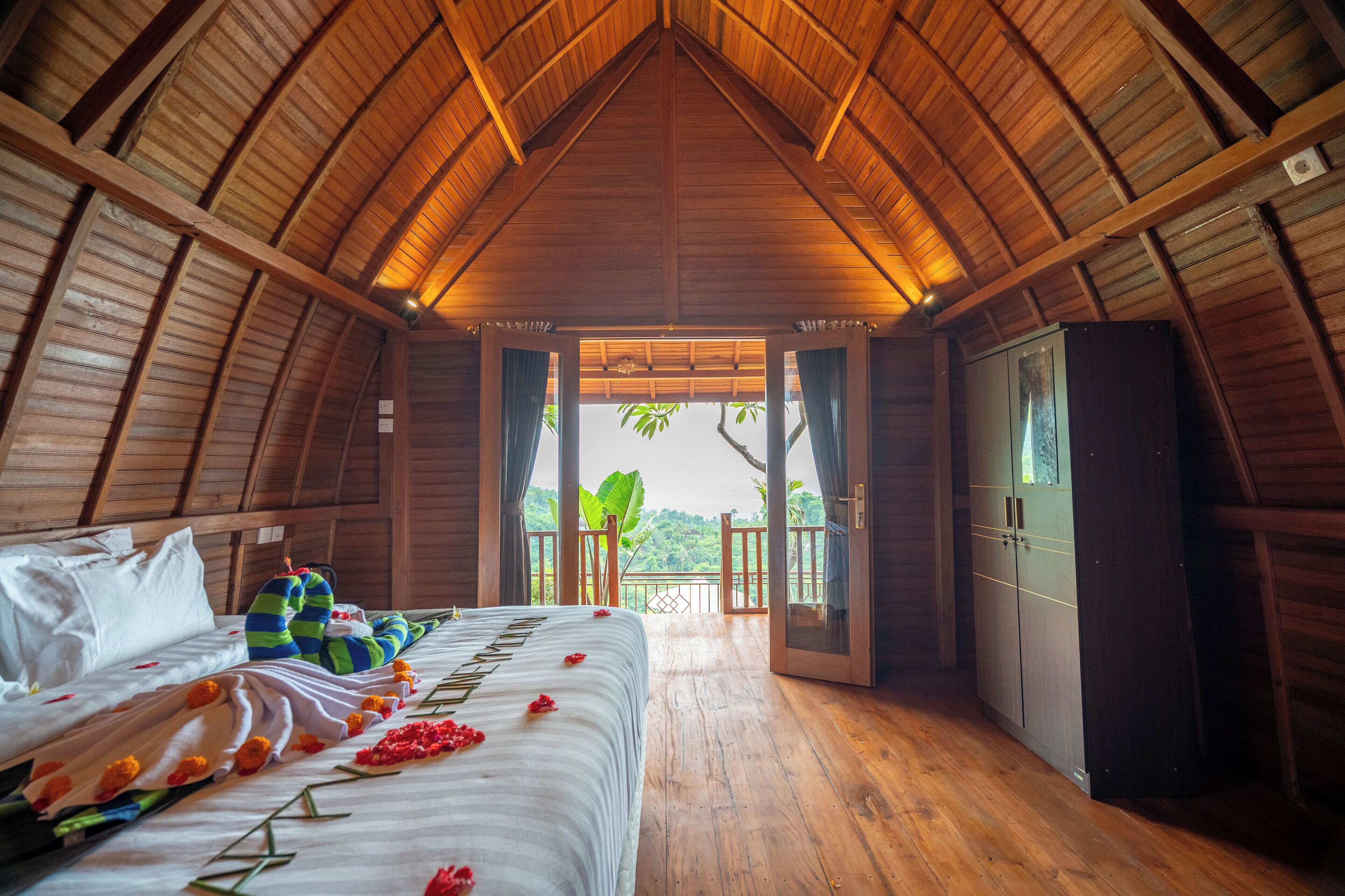 Deluxe Room, Sea View | Free WiFi