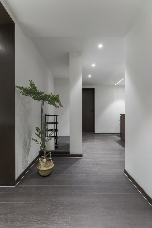 Family Studio Suite, City View | Interior - J nine Lodge (Seoul)