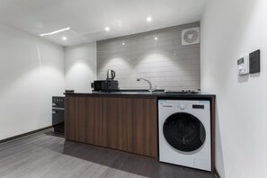 Studio Suite dành cho gia đình, quang cảnh thành phố | Bếp riêng