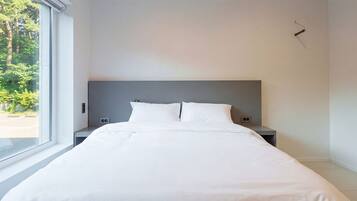 Basic Room, 1 Bedroom (Room 105 – Type B) | 1 bedroom, free WiFi