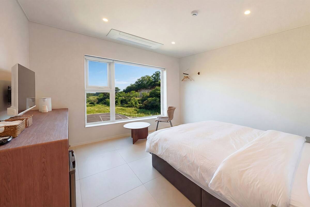 Basic Room, 1 Bedroom (Room 202 – Type A) | 1 bedroom, free WiFi