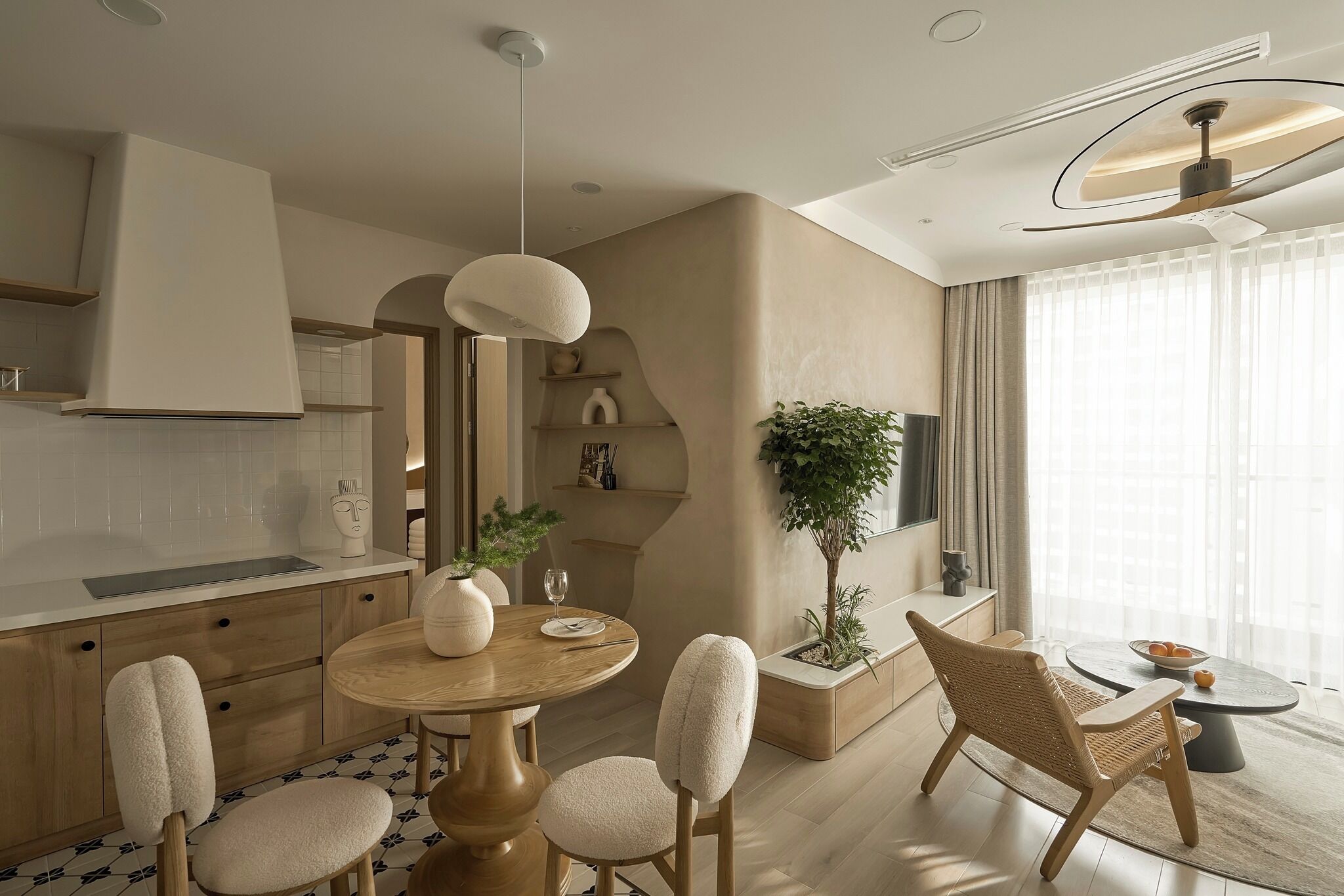 Trang trí khác biệt, trang bị nội thất với thiết kế riêng biệt, bàn 