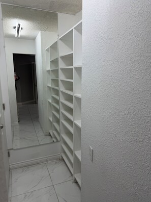 Interior - Modern luxury home close to downtown and Las Vegas airport (Las Vegas)