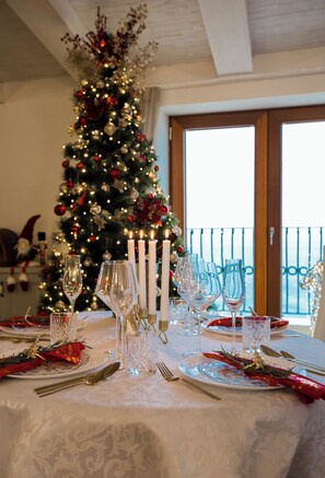 Superior Suite, Balcony, Sea View | Dining - Castello deghli Aranci Eco Resort (Rezevici)